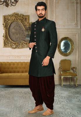Bottle green anghrakha pattern work with mahroon pipe in indo western 3