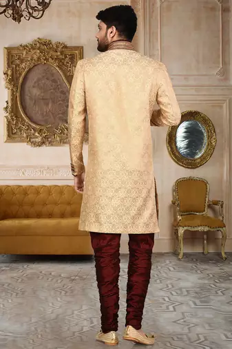 Gold anghrakha pattern work on zari jamewar fabric with handwork