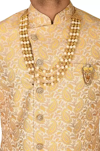 Yellow anghrakha pattern work indo western