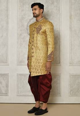 Gold straight pattern work with hand work on collar and pocket indo western 4
