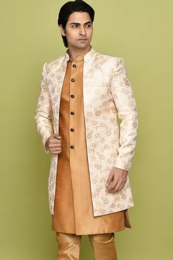 Peach front open pattern design with detached inside sleeveless jacket indo western
