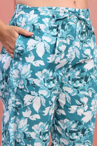 Women light blue cotton floral printed co ord sets stitched