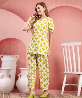 Women parrot green cotton floral printed co ord sets stitched 3