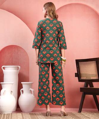 Women green cotton floral printed co ord sets stitched 2