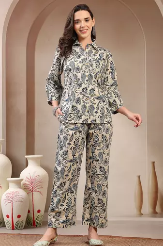 Women grey cotton floral printed co ord sets stitched