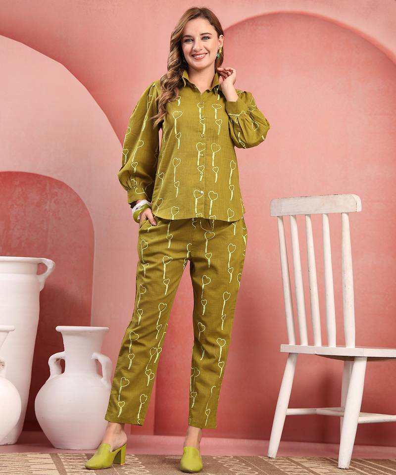 Women mehndi green cotton floral printed co ord sets stitched