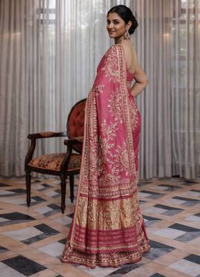 Pink silk saree with gota patti jaal work, peacock motifs & heavy pallu 3