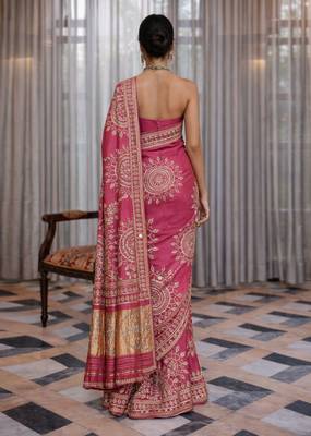 Pink silk saree with gota patti jaal work, peacock motifs & heavy pallu 4
