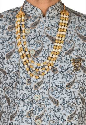 Yellow anghrakha pattern work indo western 4