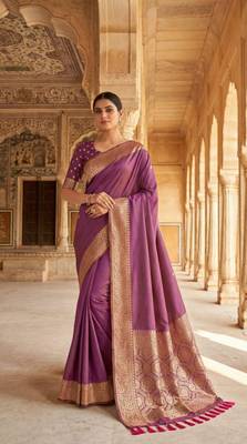 Lavender soft banarasi silk fabric saree with natural zari weaving in gala border 1