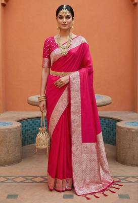 Pink soft banarasi silk fabric saree with natural zari weaving in gala border 3