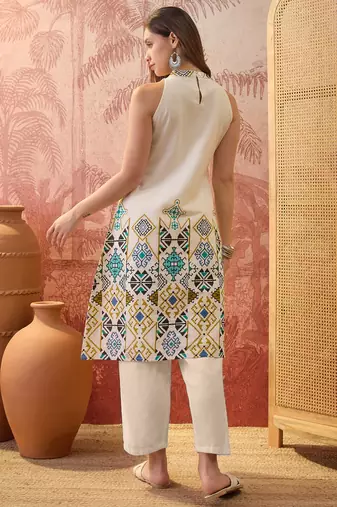 Women cream cotton printed kurta
