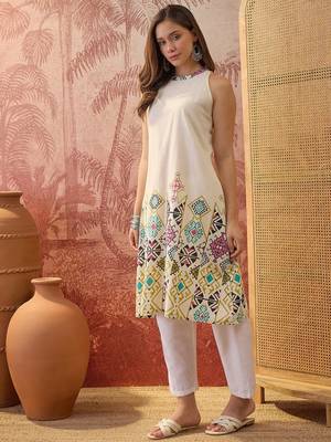 Women cream cotton printed kurta 1