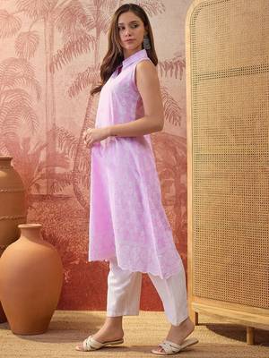 Women lavender cotton embroidery kurta 3