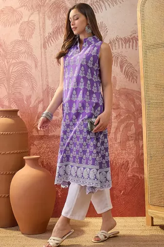 Women purple cotton embroidery kurta