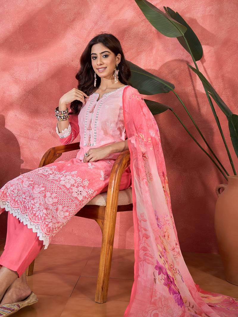 Women pink  pure cotton embroidered kurta set