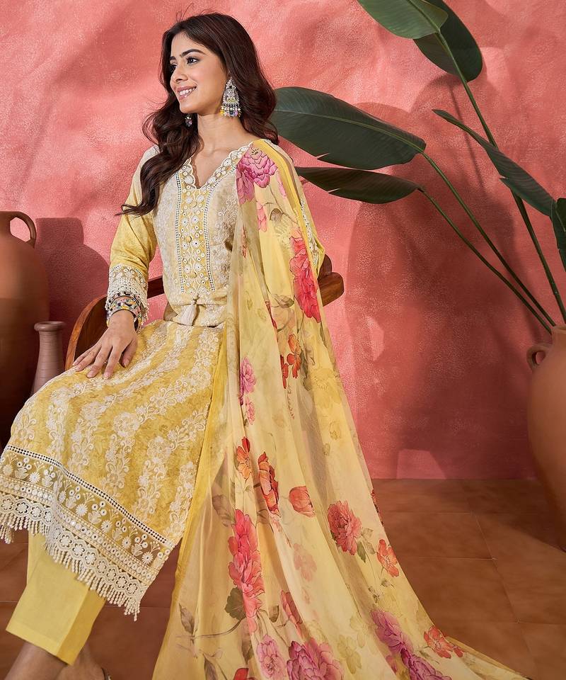 Women yellow  pure cotton embroidered kurta set