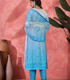 Women blue  pure cotton embroidered kurta set