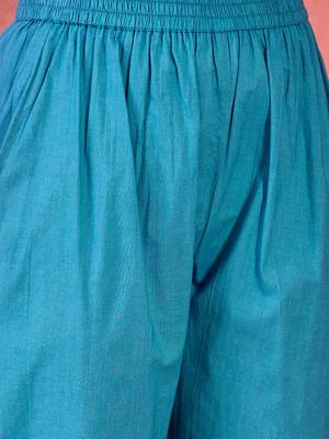 Women blue pure cotton embroidered kurta set 3