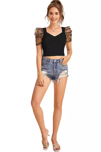  black polka dot crop top for women     aesthetic v-neck puff sleeve designer top