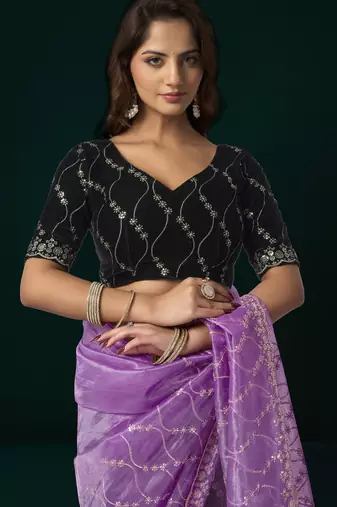 Women lavender embroidered net saree