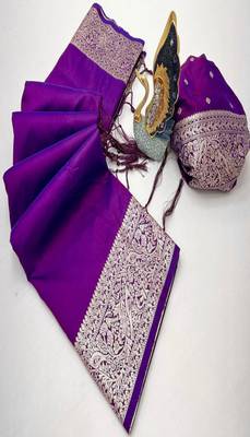 Purple soft banarasi silk fabric saree with natural zari weaving in gala border 4