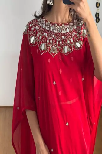 Georgette two style draped saree with stitched blouse