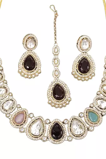 Kundan stone necklace set with earrings and maang tikka bridal