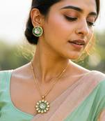 Traditional kundan & green meenakari pendant necklace set with matching stud earrings for women