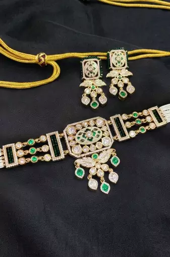 Royal kundan & green stone choker necklace set with pearl detailing & matching drop earrings for women