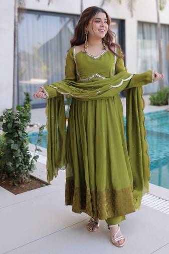 Green mul chanderi with mirror lace work stitched kurti pant with dupatta
