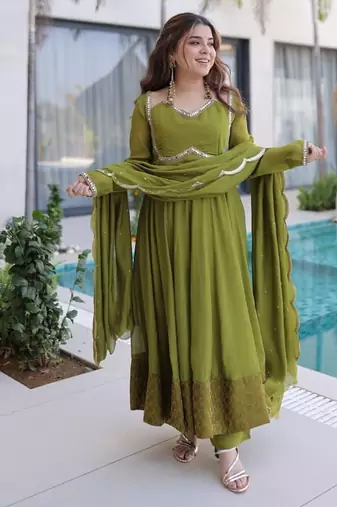 Green mul chanderi with mirror lace work stitched kurti pant with dupatta