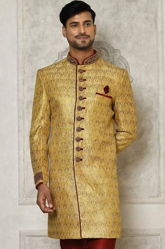 Gold straight pattern work on zari jamewar fabric with handwork