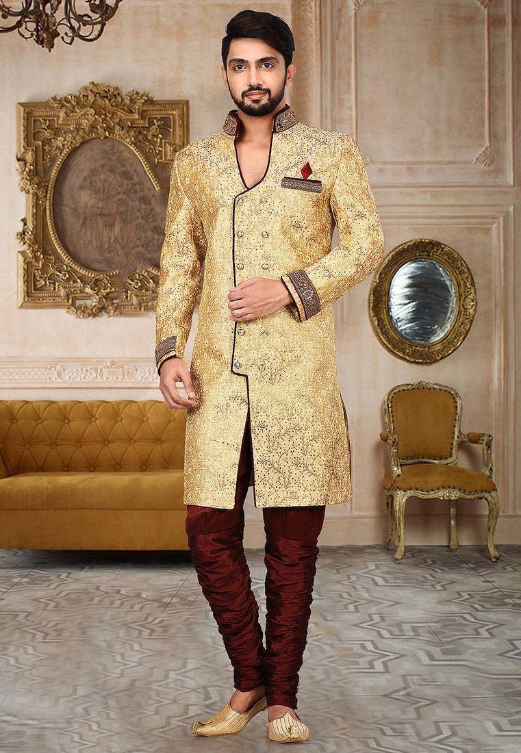 Gold anghrakha pattern work on zari jamewar fabric with handwork