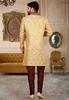 Gold anghrakha pattern work on zari jamewar fabric with handwork 3