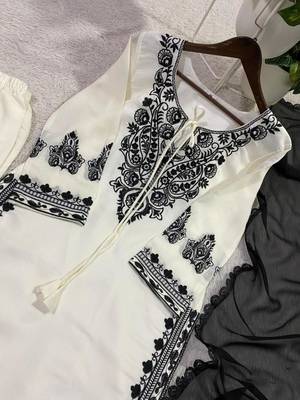 Black and white embroidered kurta set 3