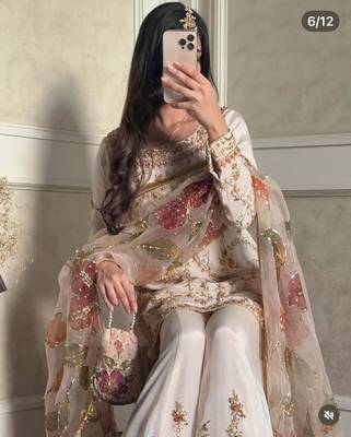 Off-white embroidered suit set 2