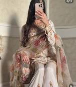 Off-white embroidered suit set