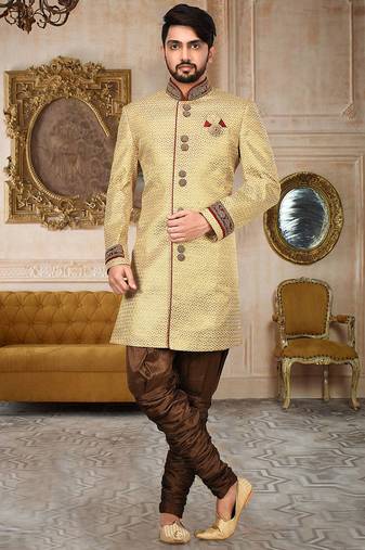 Gold anghrakha pattern work on zari jamewar fabric with handwork