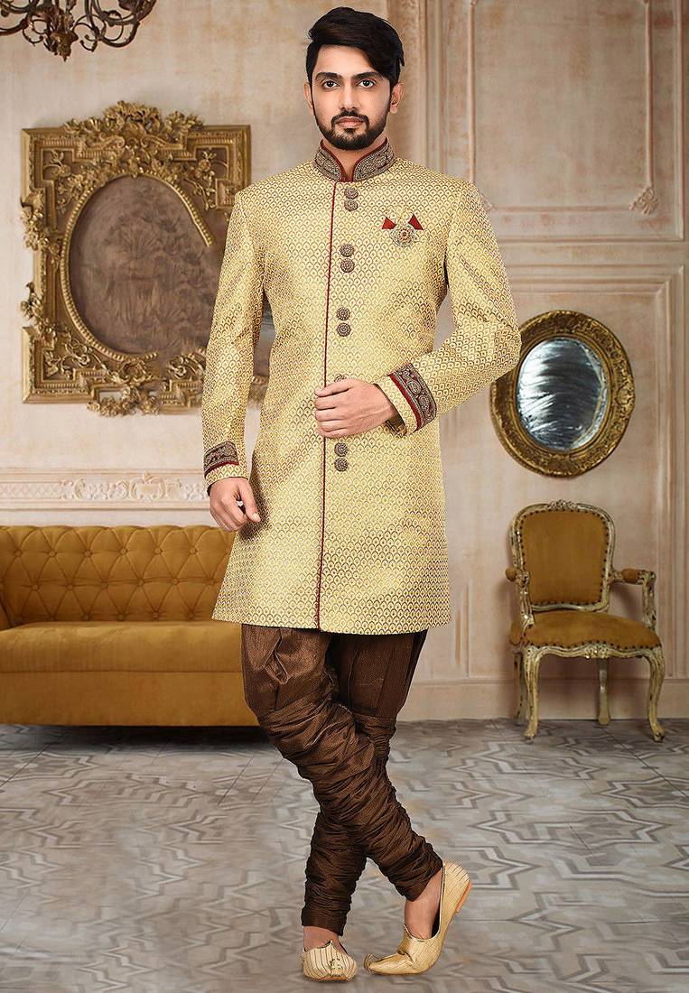 Gold anghrakha pattern work on zari jamewar fabric with handwork