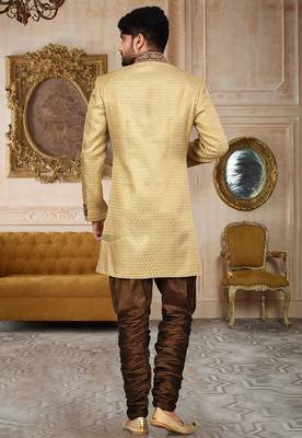 Gold anghrakha pattern work on zari jamewar fabric with handwork 2