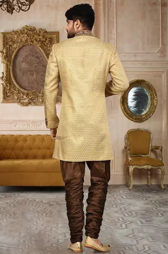 Gold anghrakha pattern work on zari jamewar fabric with handwork