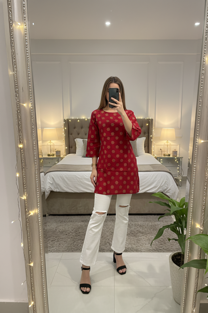 Women's Rayon Gold Printed Designer A-Line Short Kurti