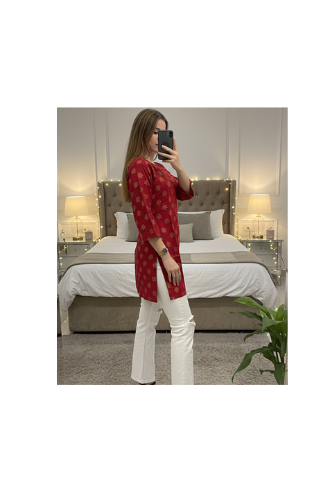 Women's Rayon Gold Printed Designer A-Line Short Kurti 2