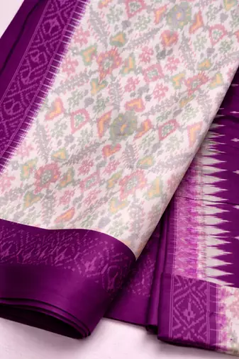 Ikaat woven saree Without Blouse