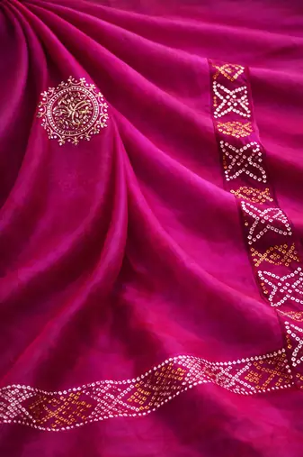 Organza with pure gajji border (With Unstitched Blouse)