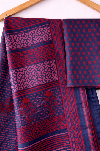 Block printed purple saree with Unstitched blouse