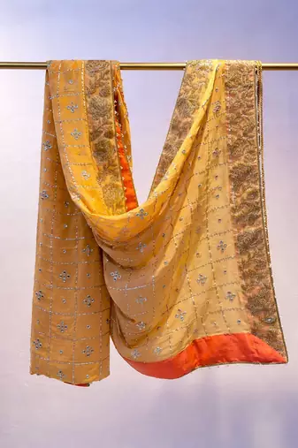 Gota saree with mirror work Without Blouse