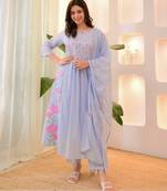 Women's lavender silk sequin embroidered kurta pant set with organza dupatta