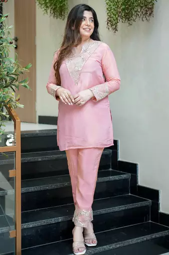 Elegant pink silk sequin embroidery v-neck co-ord set